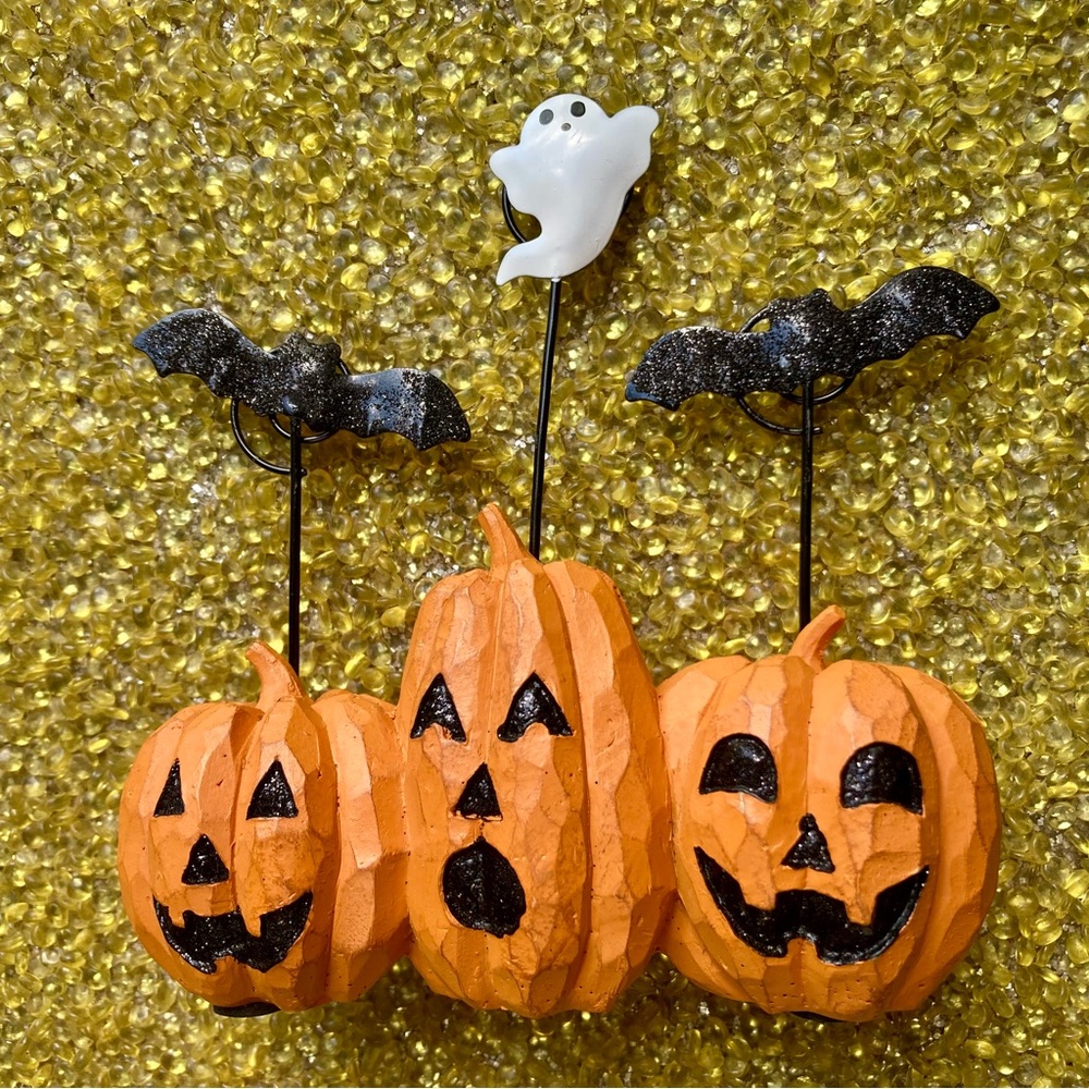 😻 3 for $13 Halloween Pumpkin, Ghost and Bat Decor